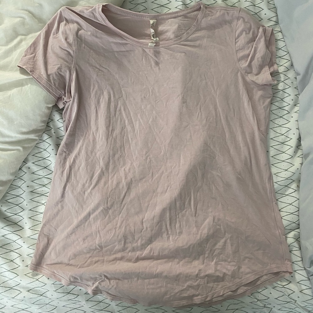 Lululemon T-shirt